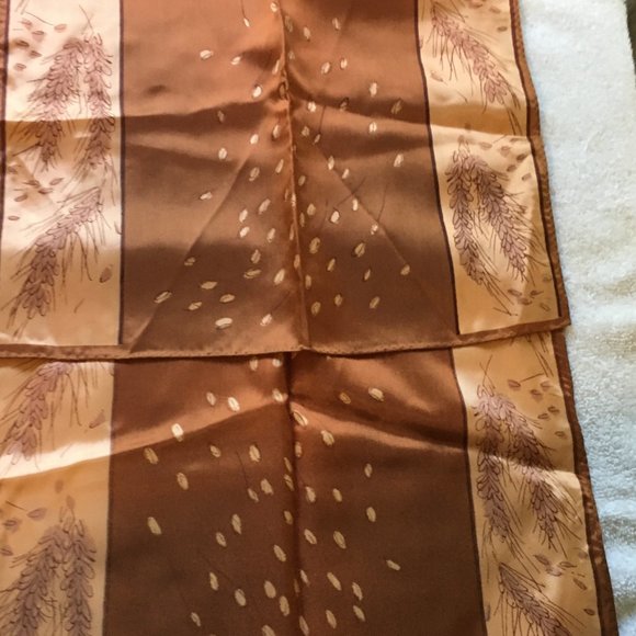 Vintage Vera Neumann Wheat Kernels Golden Brown Light Golden Orange Scarf - Picture 2 of 2
